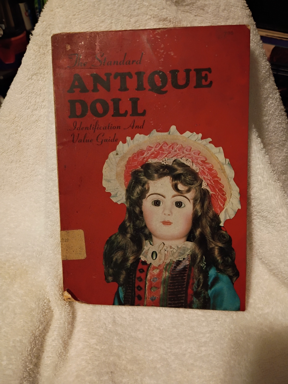 Antique Doll Identification and Value Guide - Red Cover